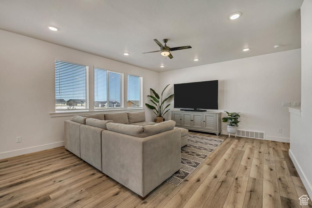 590 W DURFEE ST Grantsville, UT 84029