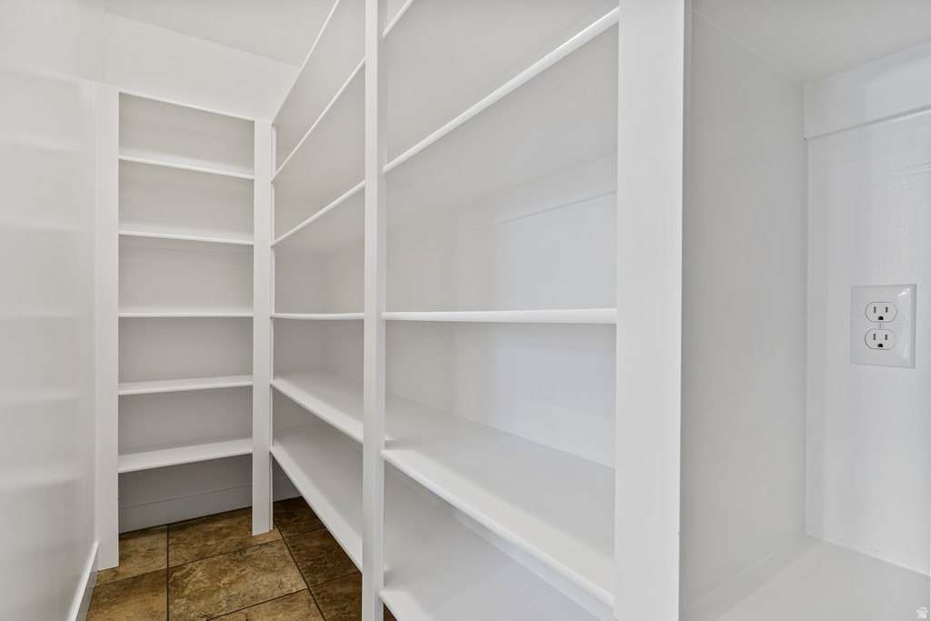 3518 E SUNRISE CIR Mountain Green, UT 84050