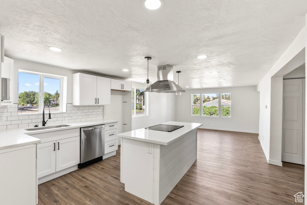 8823 S 250 E Sandy, UT 84070