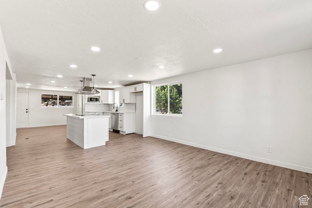 8823 S 250 E Sandy, UT 84070