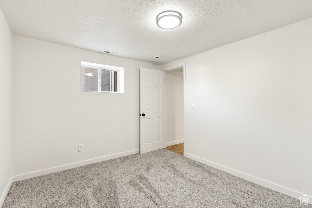 8823 S 250 E Sandy, UT 84070