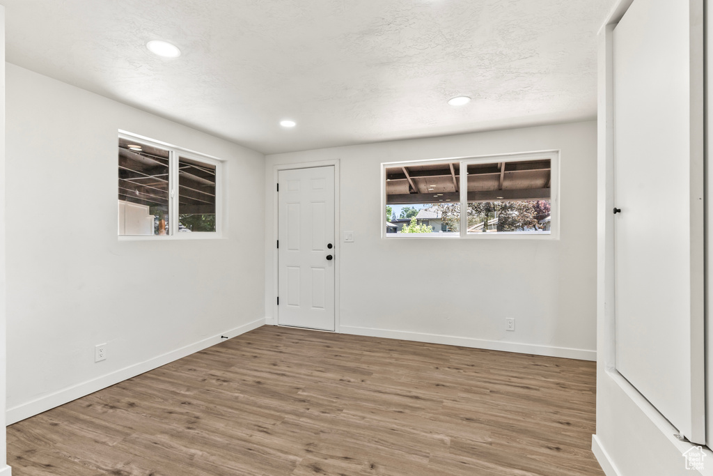 8823 S 250 E Sandy, UT 84070