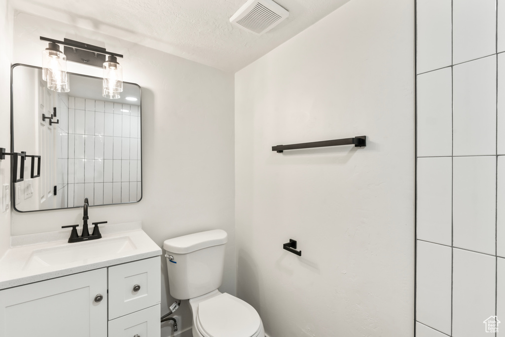 8823 S 250 E Sandy, UT 84070
