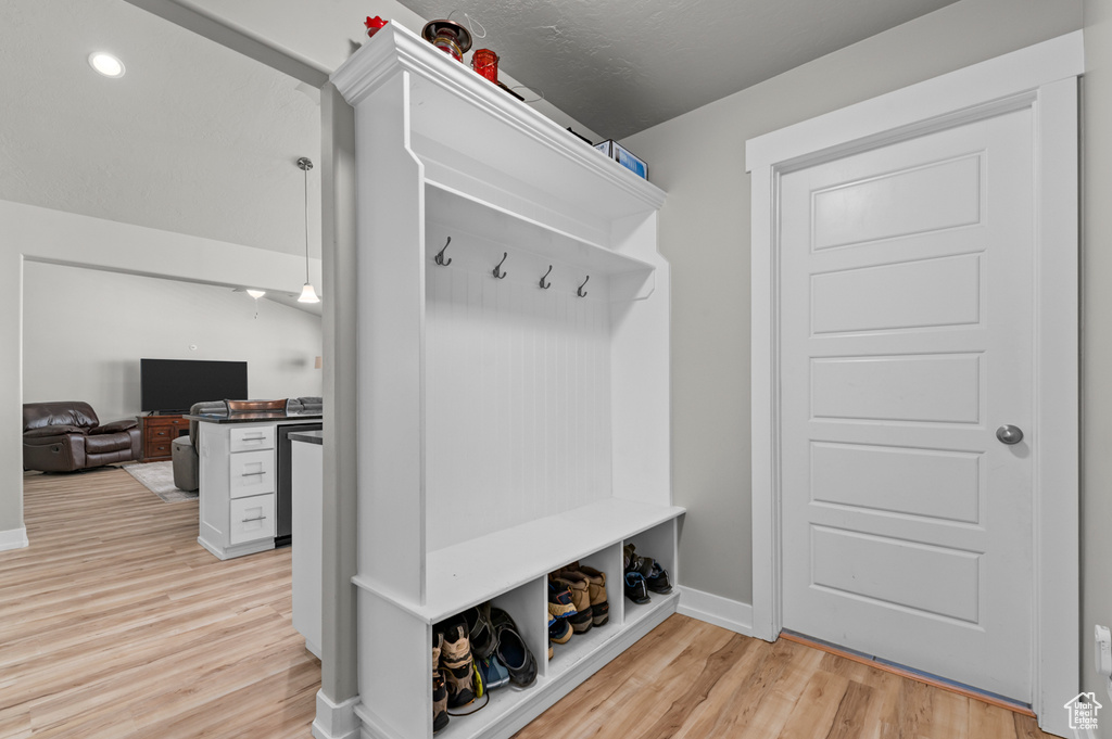 366 W SKY HAWK WAY Elk Ridge, UT 84651