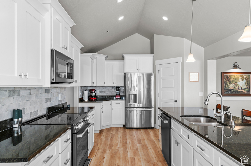 366 W SKY HAWK WAY Elk Ridge, UT 84651