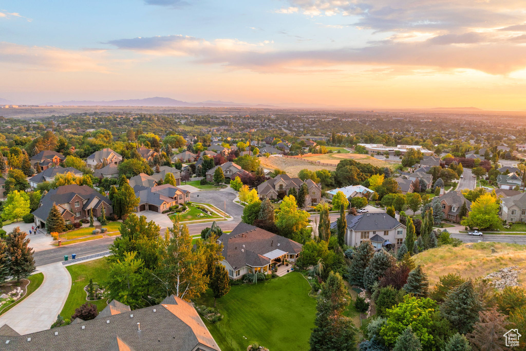 1606 E LAKEVIEW WAY Ogden, UT 84403