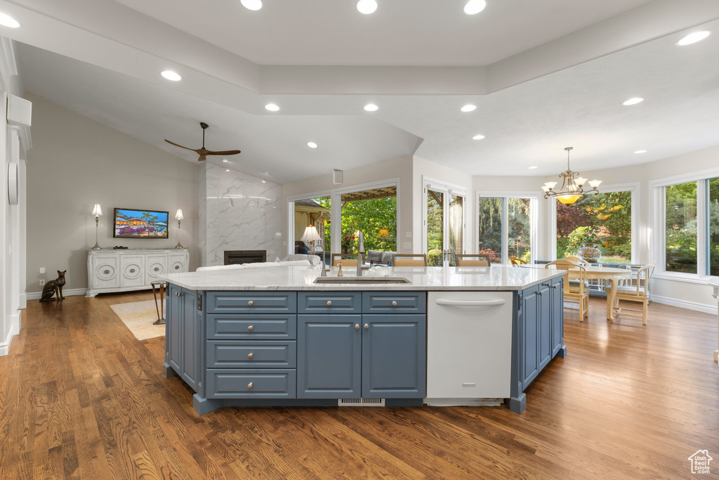 1606 E LAKEVIEW WAY Ogden, UT 84403