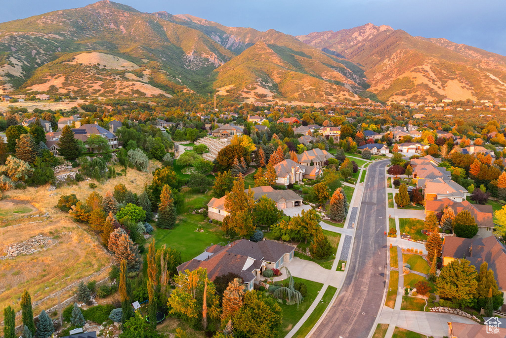 1606 E LAKEVIEW WAY Ogden, UT 84403