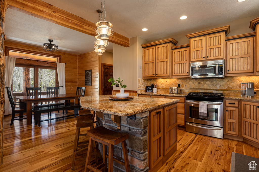 4165 N ROBBERS ROOST RD Duck Creek Village, UT 84762