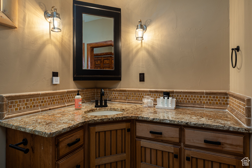 4165 N ROBBERS ROOST RD Duck Creek Village, UT 84762