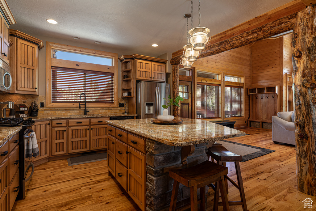 4165 N ROBBERS ROOST RD Duck Creek Village, UT 84762