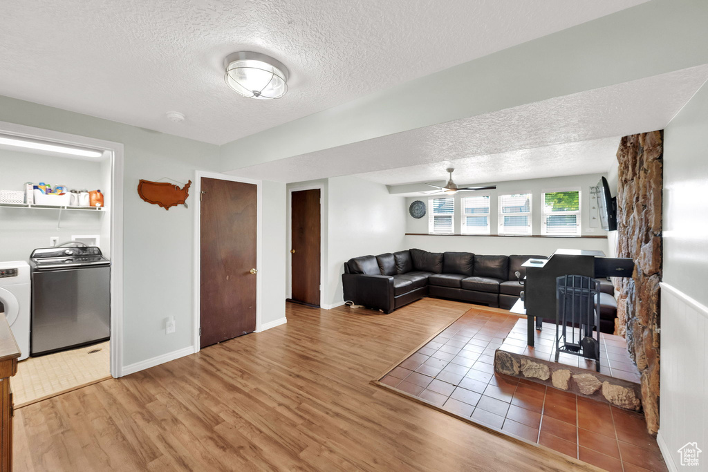 1978 N 1200 W Clinton, UT 84015