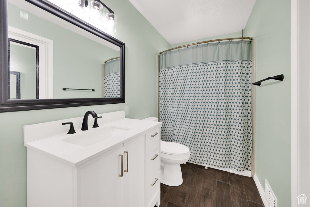 1978 N 1200 W Clinton, UT 84015