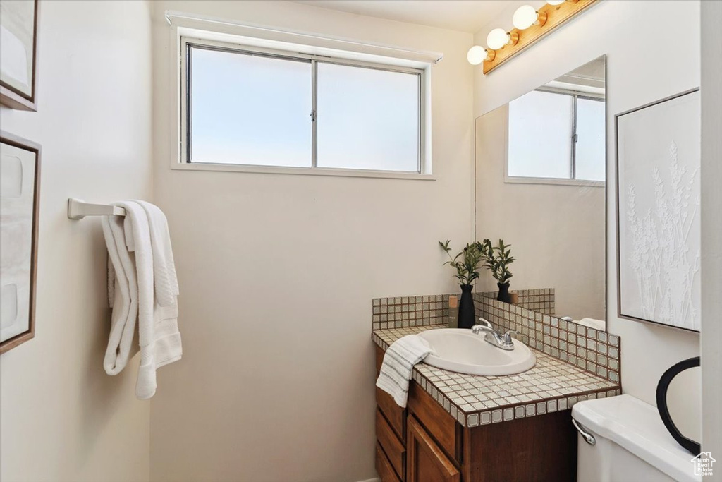 1682 S 700 W Woods Cross, UT 84087