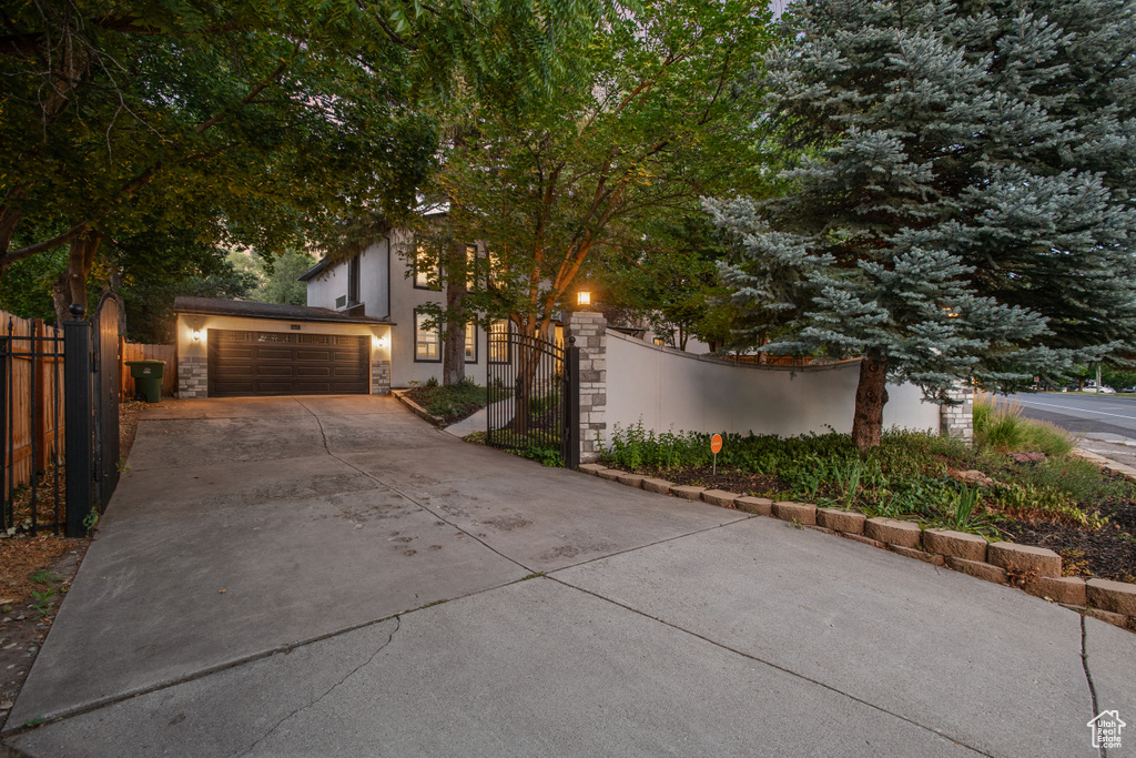 5437 S HOLLADAY BLVD Holladay, UT 84117