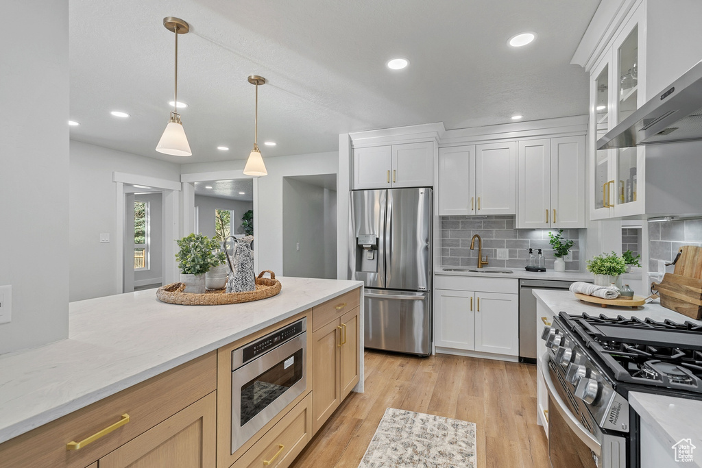 5437 S HOLLADAY BLVD Holladay, UT 84117