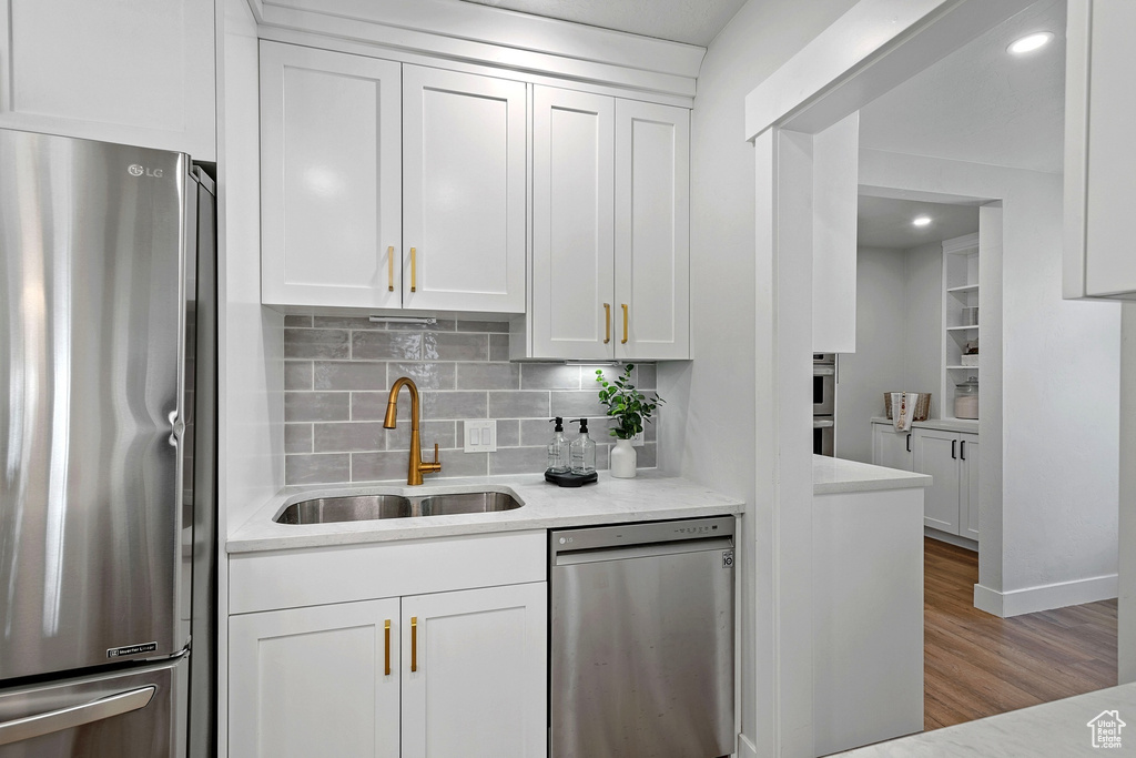 5437 S HOLLADAY BLVD Holladay, UT 84117