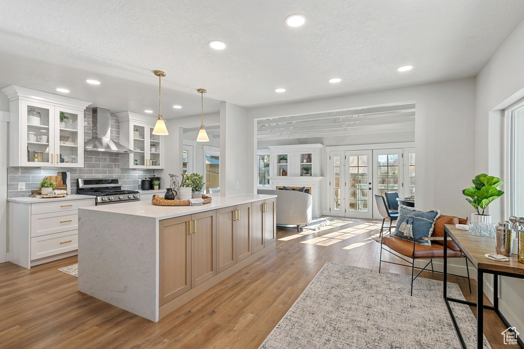 5437 S HOLLADAY BLVD Holladay, UT 84117