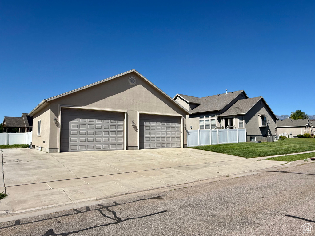 6049 S 3850 W Roy, UT 84067