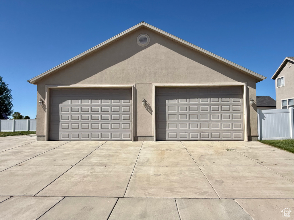 6049 S 3850 W Roy, UT 84067