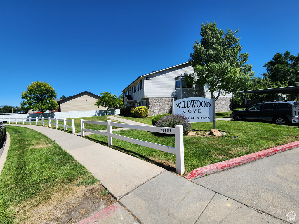 3907 W ROCKWOOD WAY WAY #B West Valley City, UT 84120