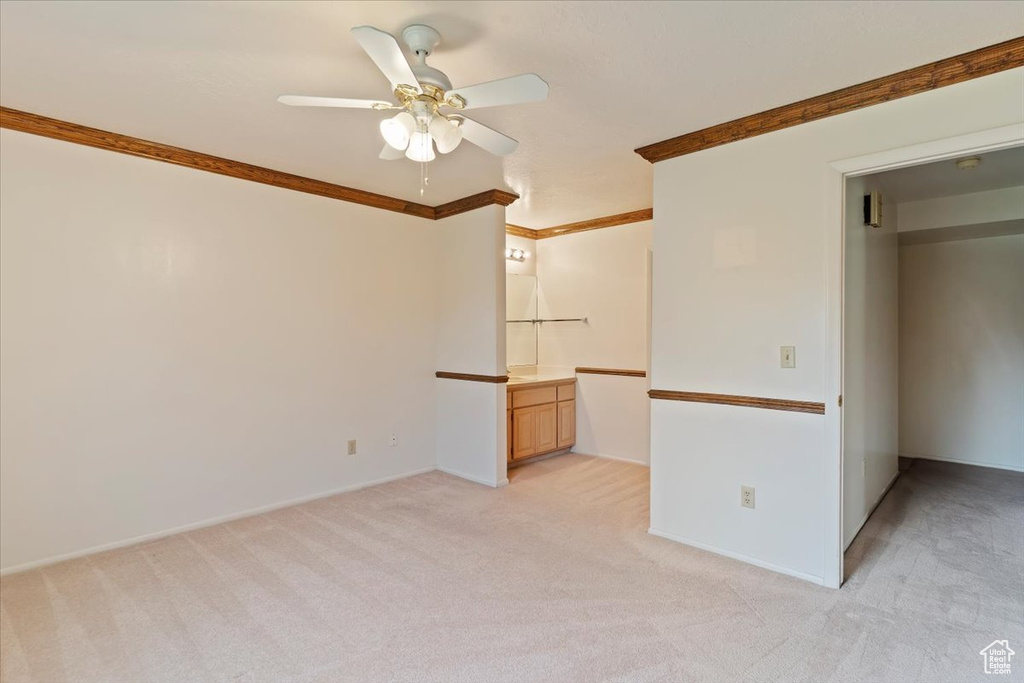69 WHITE BARN DR Pleasant View, UT 84414