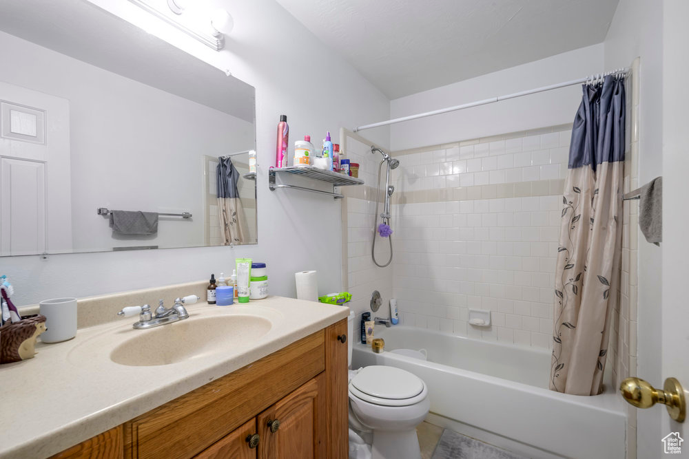 5029 W EAGLE WOOD DR West Valley City, UT 84120