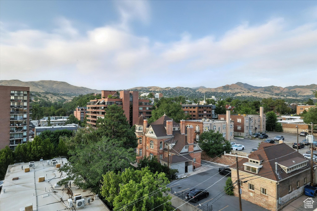 View of city featuring a mountain backdrop