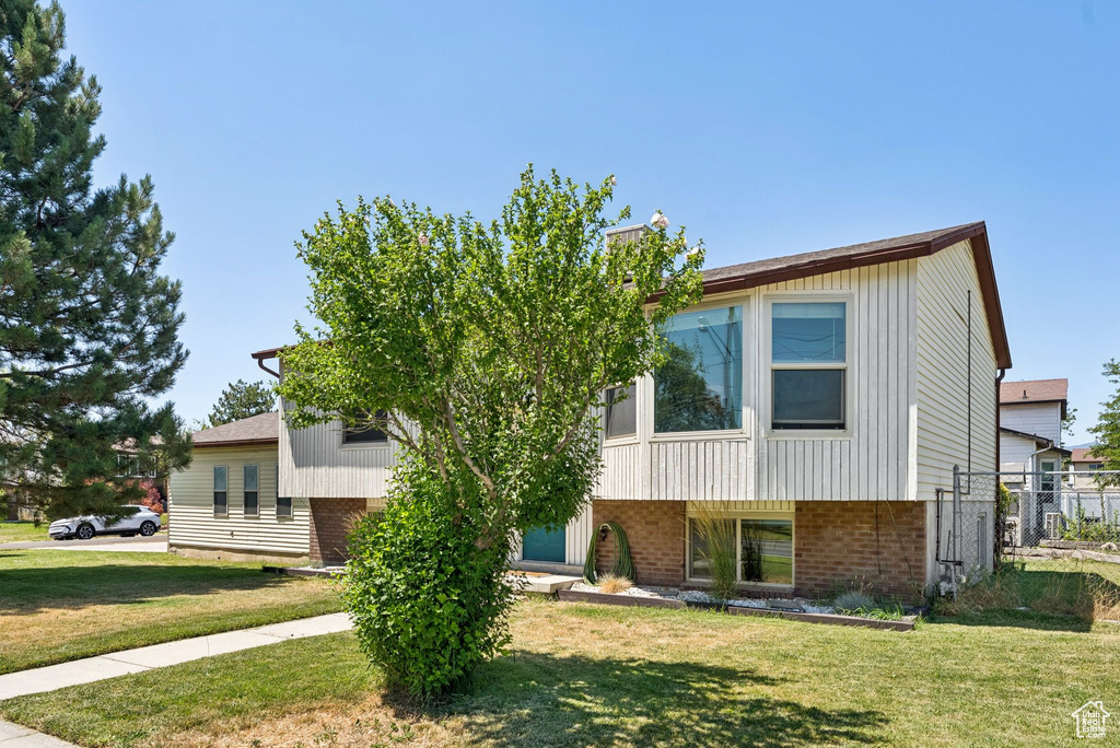 6426 S 3200 W Taylorsville, UT 84129