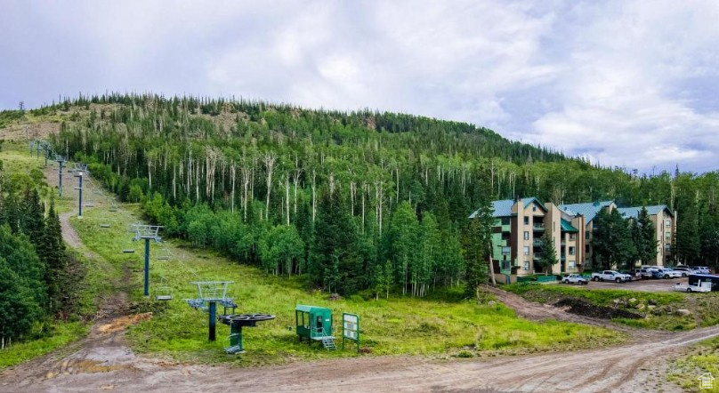 651 S SNOWFLAKE LN #212 Brian Head, UT 84719
