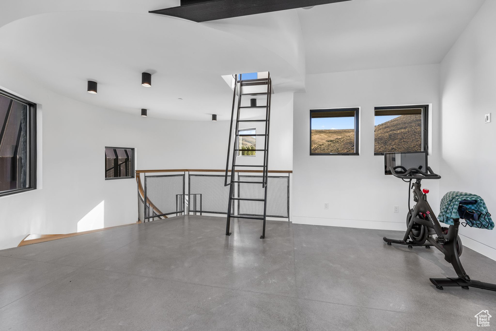 6950 N RIVER VALLEY DR Peoa, UT 84061