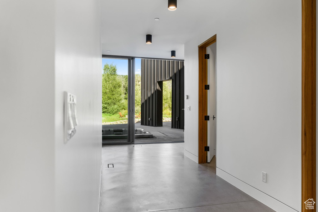 6950 N RIVER VALLEY DR Peoa, UT 84061