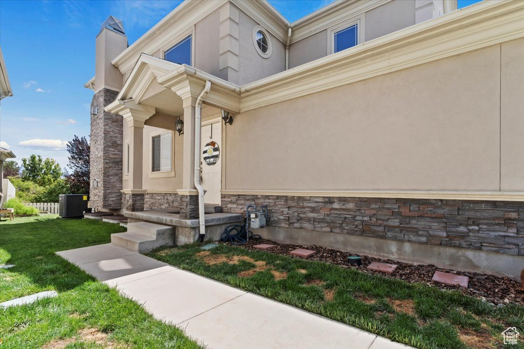 6937 S HOLLOW VIEW WAY WAY West Jordan, UT 84084