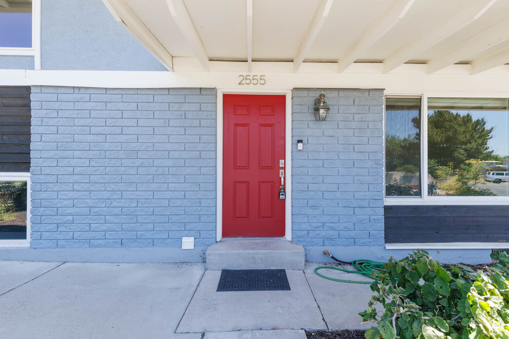 2555 S 3425 W West Valley City, UT 84119