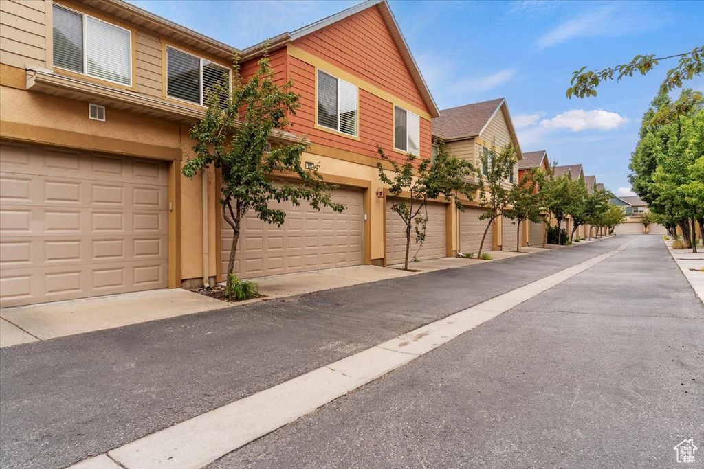 898 W WILLOW GREEN WAY Farmington, UT 84025