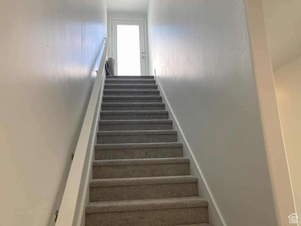 4564 PLEASANT PINE CT West Valley City, UT 84120