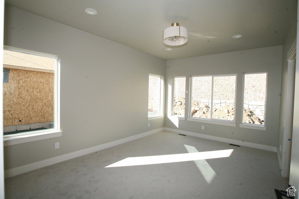 Photo 21 for MLS #2098980 at 674 E Mountain Rd #184
