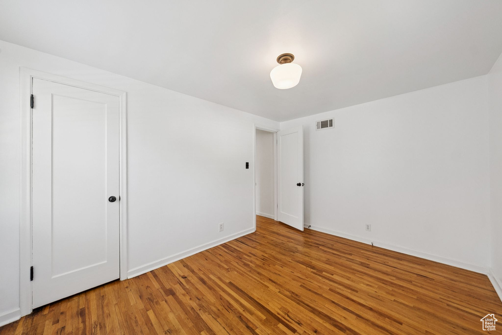 1493 W BELL AVE Salt Lake City, UT 84104