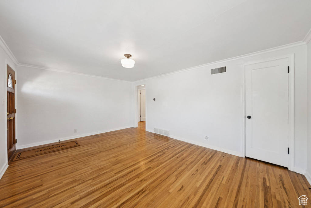 1493 W BELL AVE Salt Lake City, UT 84104