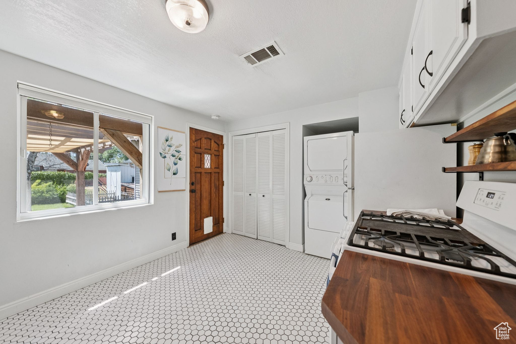 1493 W BELL AVE Salt Lake City, UT 84104