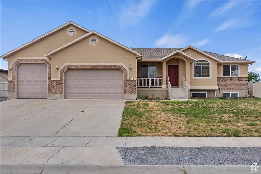 5619 S 4525 W Hooper, UT 84315