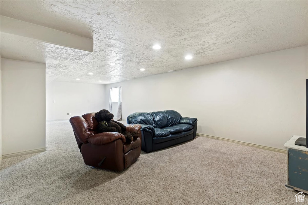 5619 S 4525 W Hooper, UT 84315