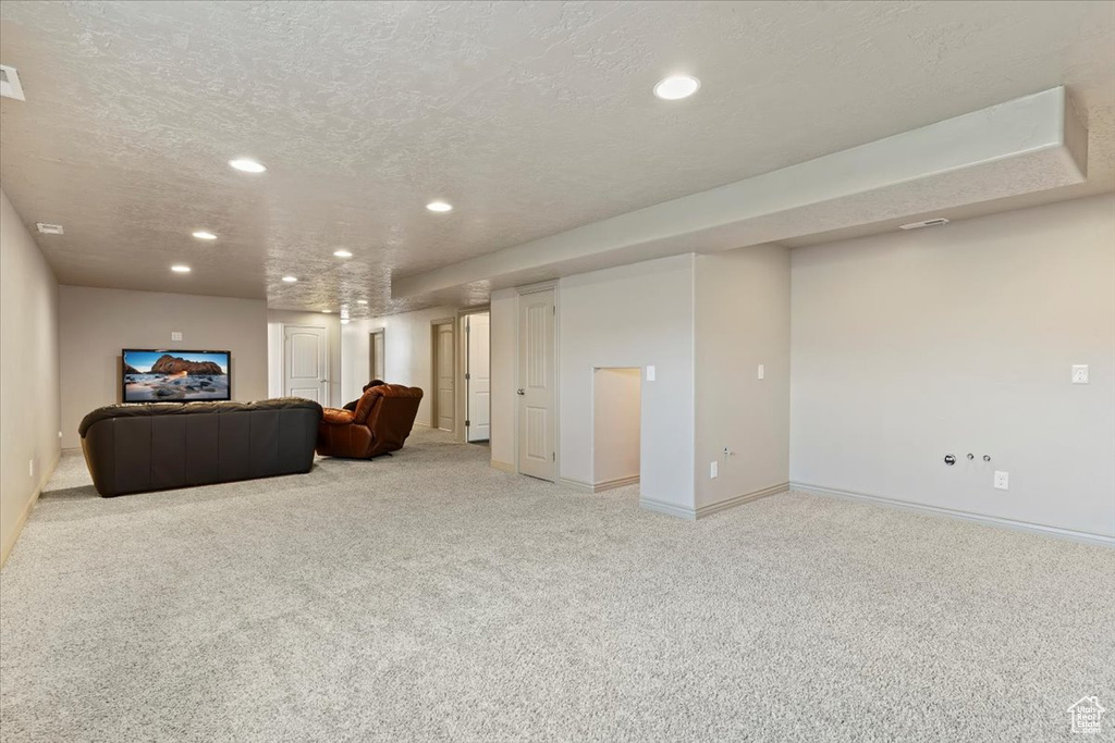 5619 S 4525 W Hooper, UT 84315