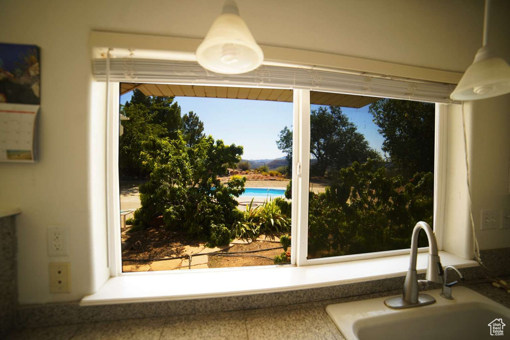 Photo 52 for MLS #2099013 at 1215 W Emerald Dr