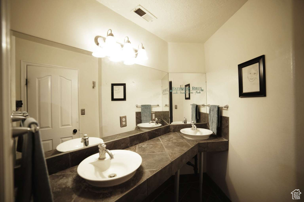 1215 W EMERALD DR St George, UT 84770