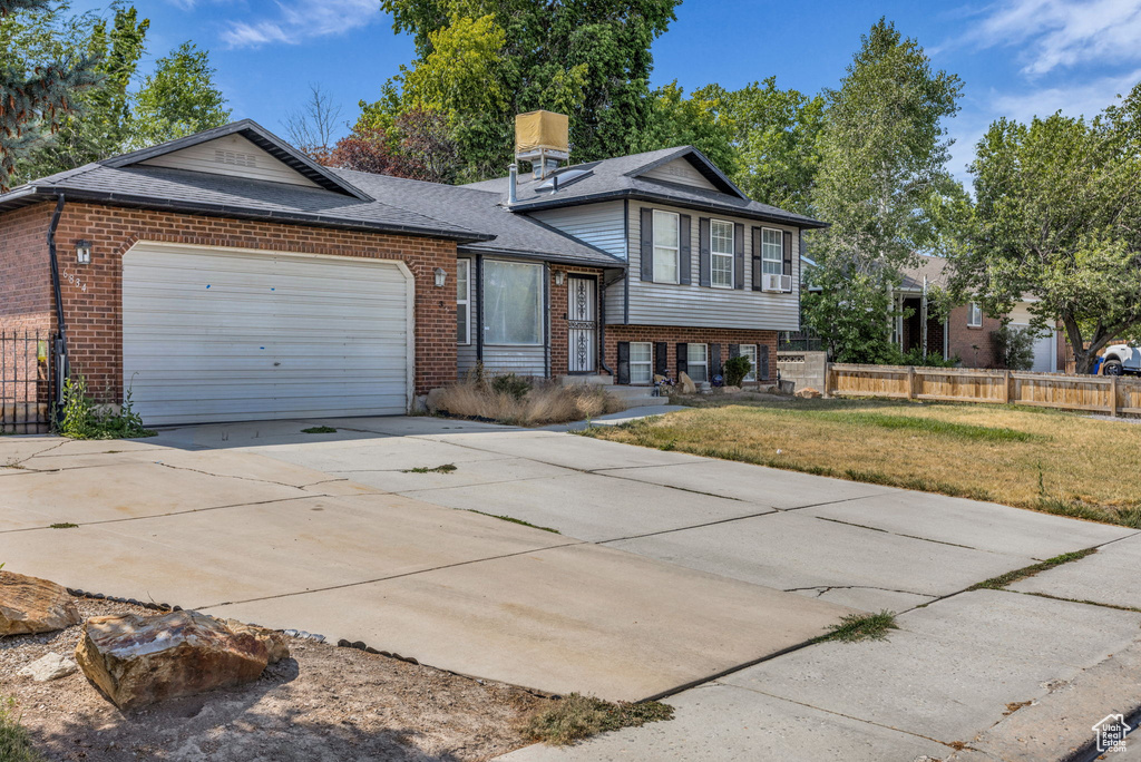 6834 S 3270 W West Jordan, UT 84084