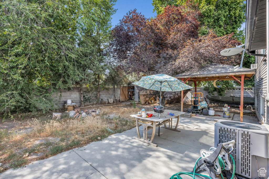 6834 S 3270 W West Jordan, UT 84084