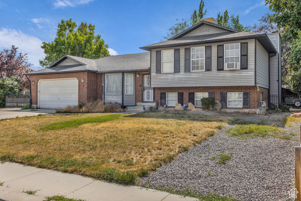 6834 S 3270 W West Jordan, UT 84084