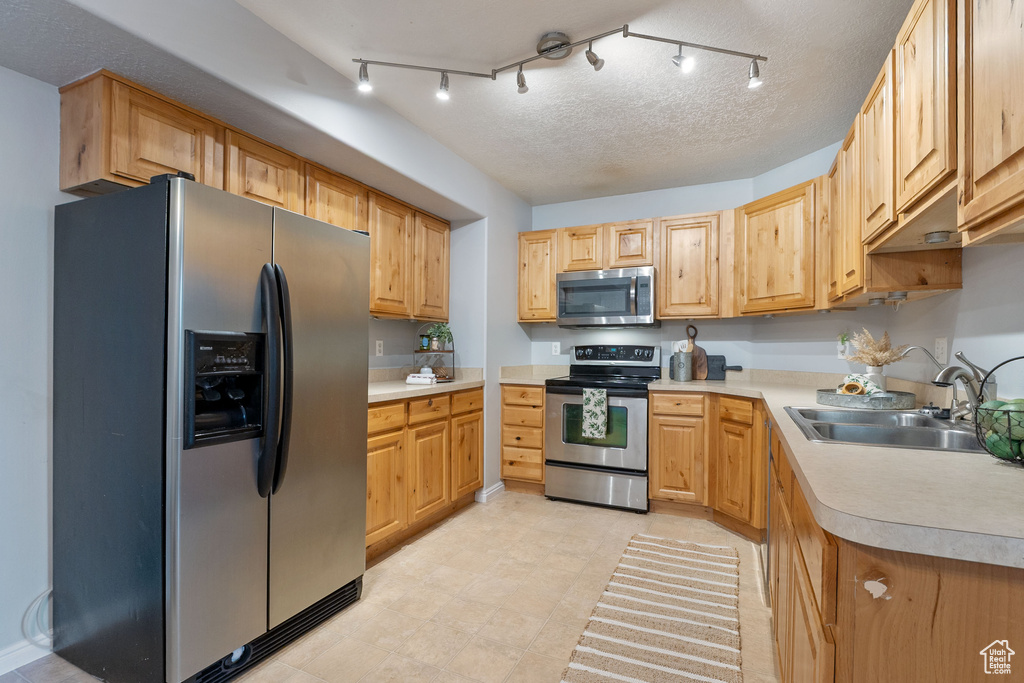 8246 N CEDAR SPRINGS RD #S11 Eagle Mountain, UT 84005