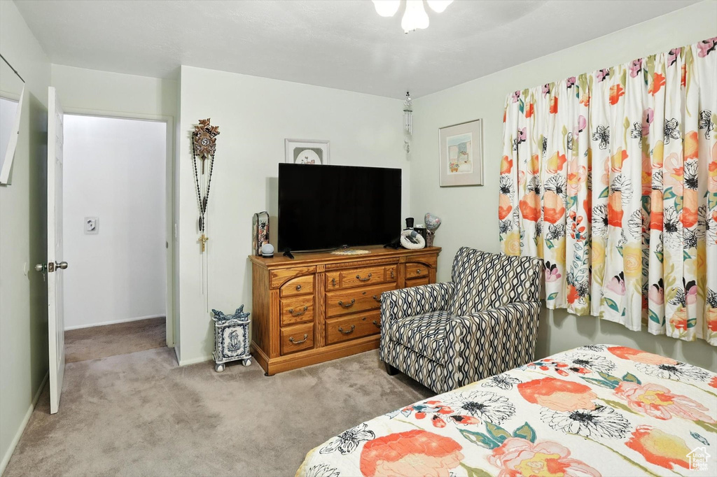 4687 W ROUNDTABLE RD West Valley City, UT 84120